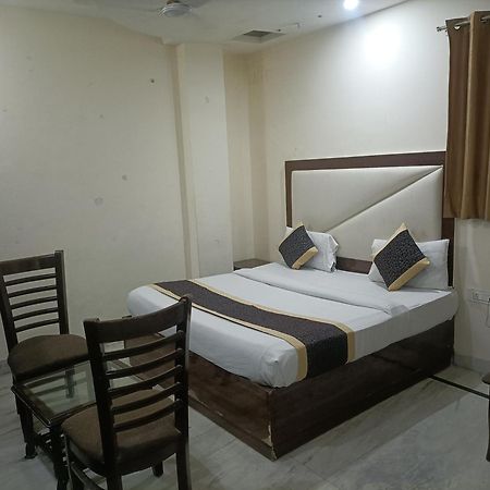 Hotel Ringer Νέο Δελχί Εξωτερικό φωτογραφία